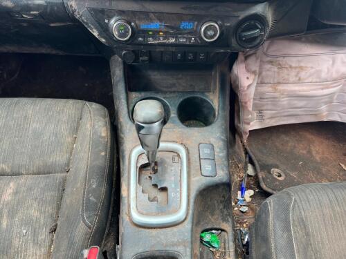 TOYOTA HILUX GEAR STICK/SHIFTER AUTOMATIC 6 SPEED 2015-2022
