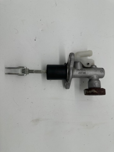 Nissan Navara Clutch Master Cylinder D40 3.0 2010-2015