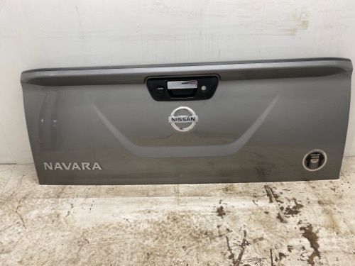 NISSAN NAVARA TAILGATE BOOTLID DOUBLE CAB 16-23 D23 NP300