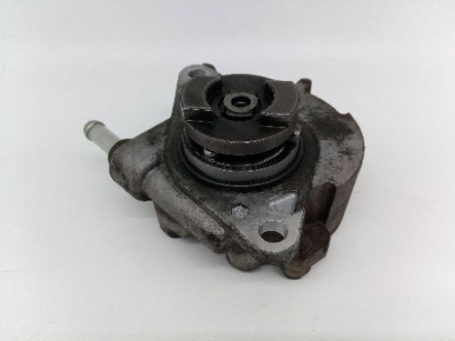 MITSUBISHI L200 VACUUM PUMP, PART No.2020A043, 2.4 4N15 MK5 2016-2020