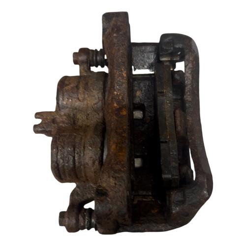 NISSAN NAVARA BRAKE CALIPER AND CARRIER LEFT FRONT D23 MK3 2015-2024
